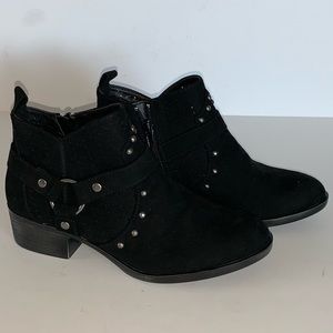 Dirty Laundry Wyatt Boots in Black size 6